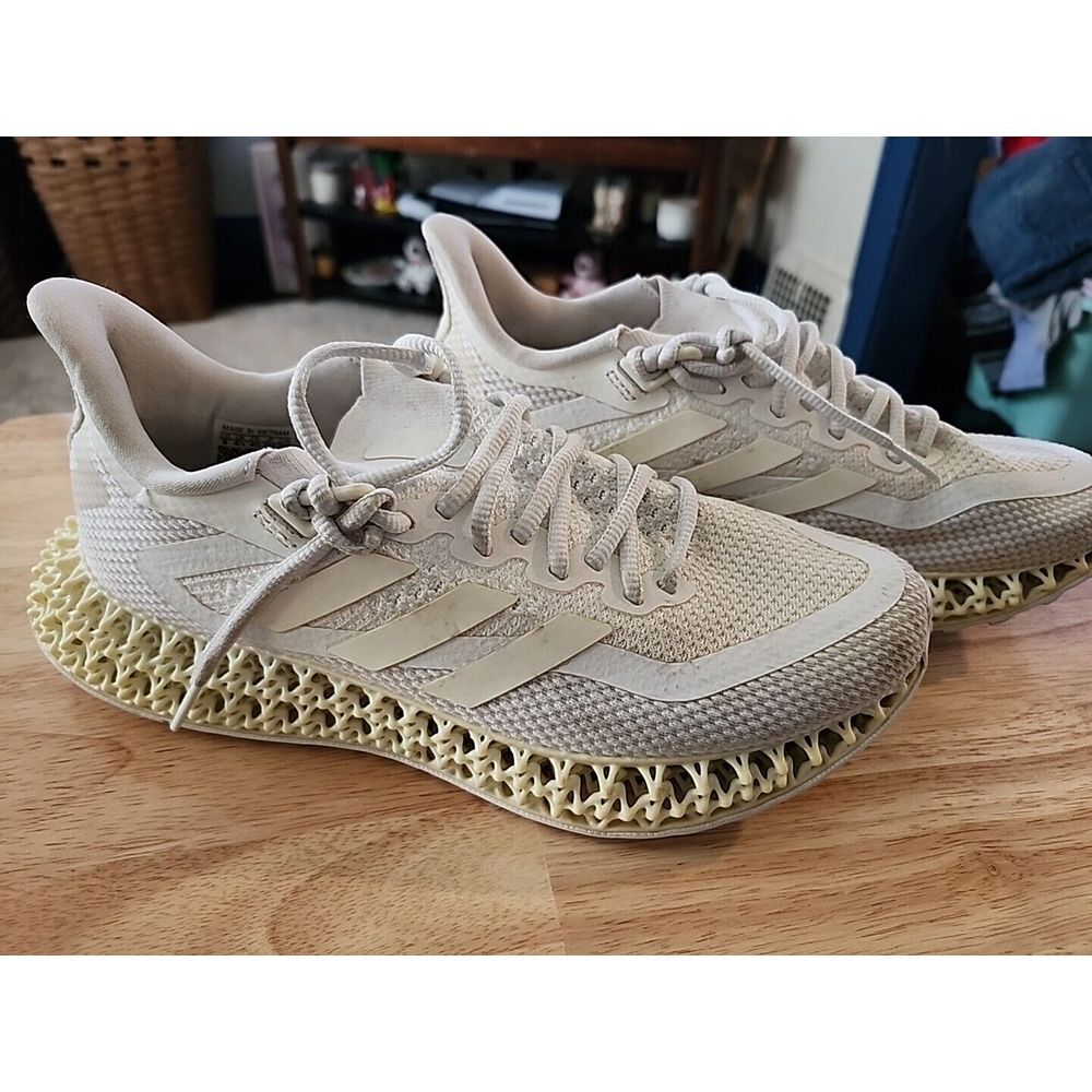 Adidas Women's 4DFWD 3 Originals Size 8 White